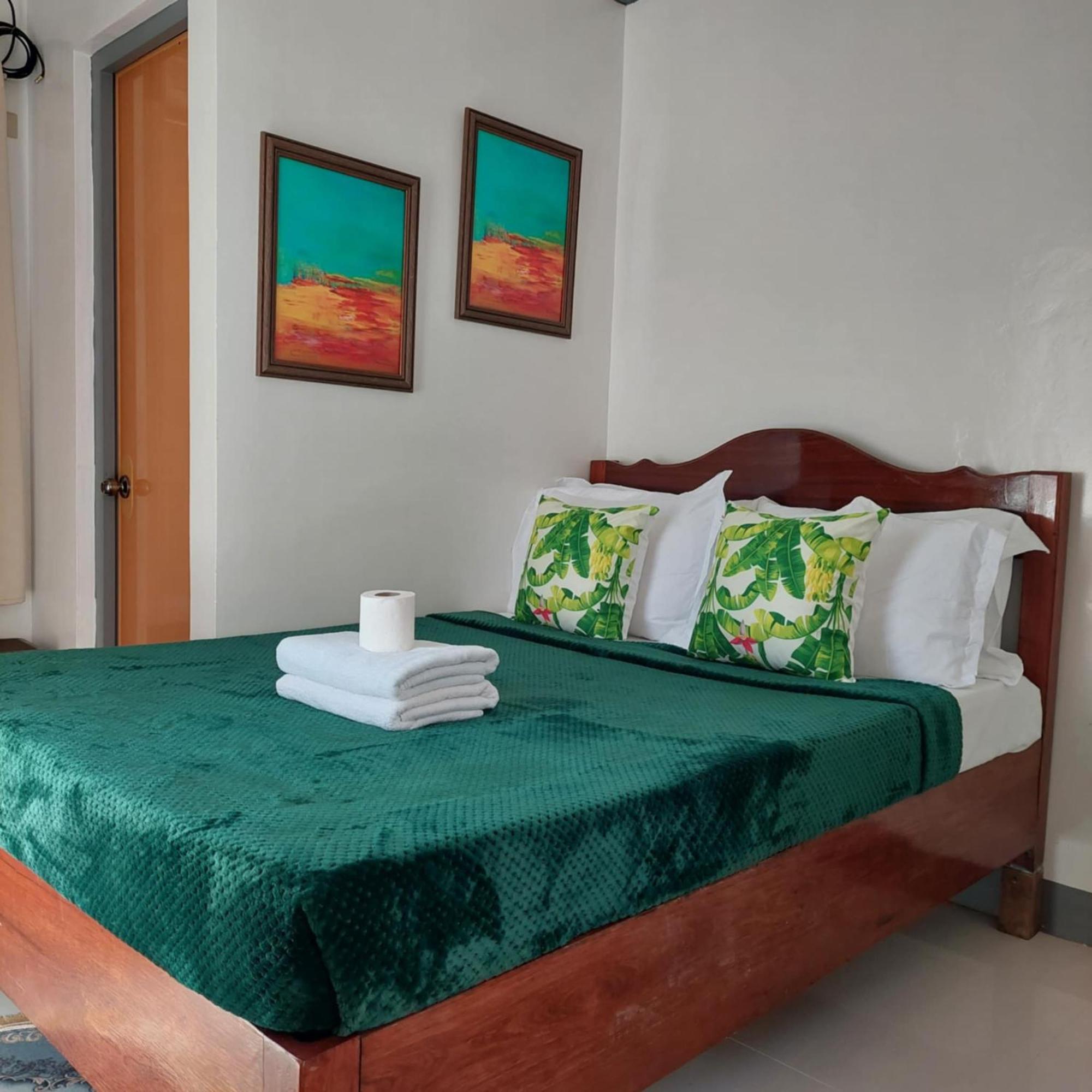 Casa Mariella 888 Bed & Breakfast เอลนิโด ภายนอก รูปภาพ